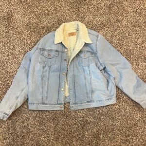 Women’s Levi’s Signature Gold Sherpa lined Jean Jacket Size 3X
